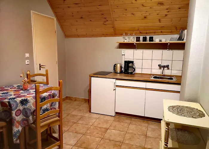 アパート Marcipan