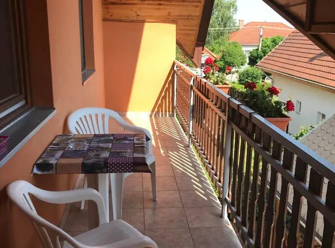 アパート Marcipan